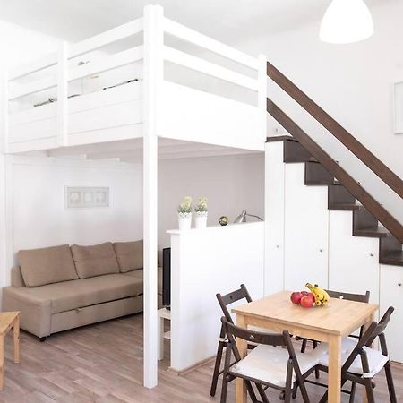 N28 Studio Next To Andrassy Boulevard. Budapest Exteriör bild