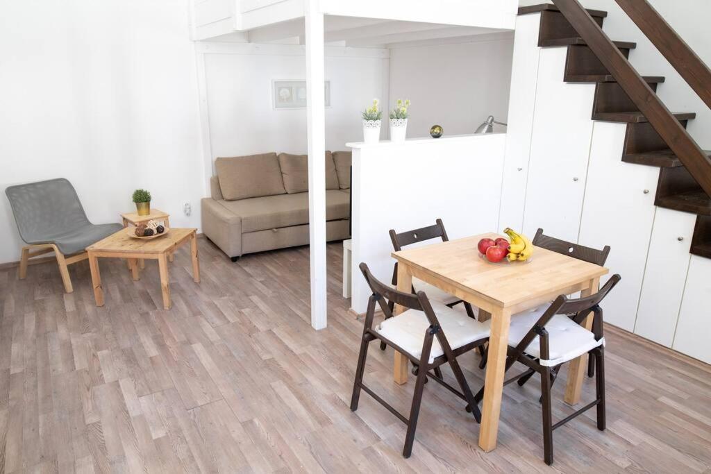 N28 Studio Next To Andrassy Boulevard. Budapest Exteriör bild