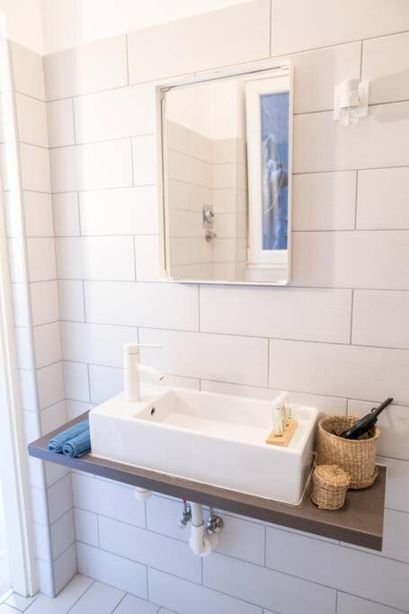 N28 Studio Next To Andrassy Boulevard. Budapest Exteriör bild